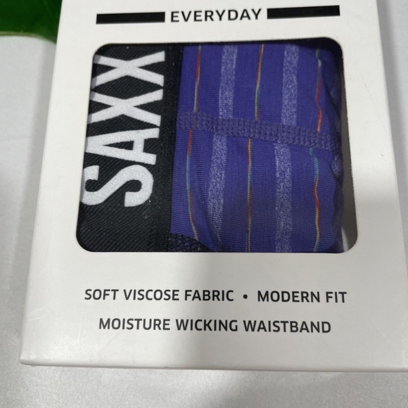 NIB SAXX‎ [ Small ] Vibe Stretch Boxer Briefs in Purple Gradient Stripe - Picture 5 of 16
